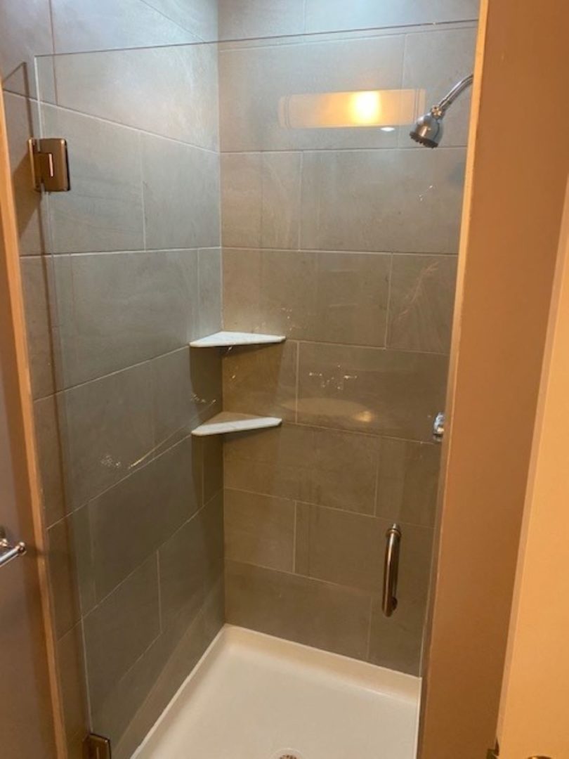 tiled stand up shower at 41 Saratoga Street
