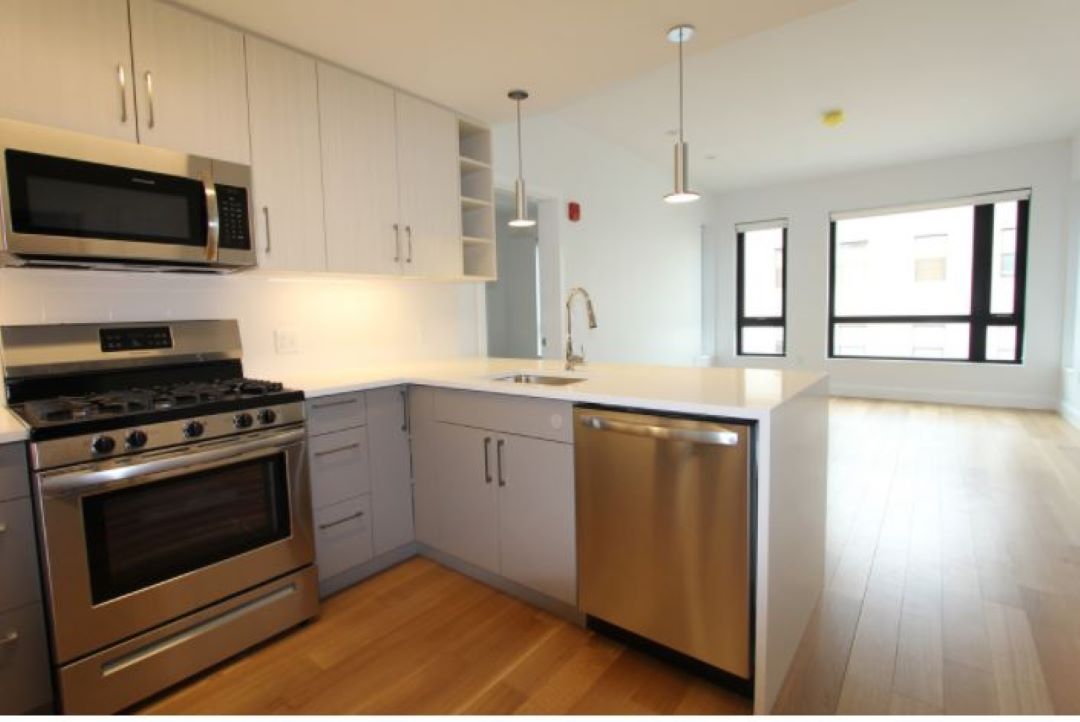 modern kitchen at 150 Camden Street