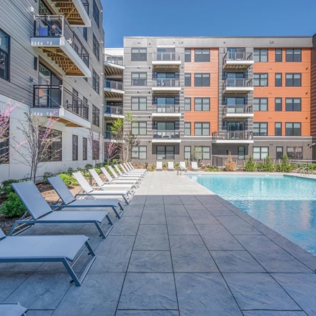 outdoor Pool Area at 200 Presidential Way