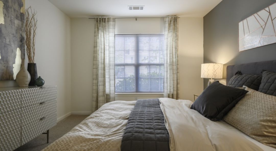 Bedroom with rugged floors