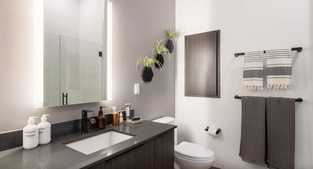 Modern and clean bathroom