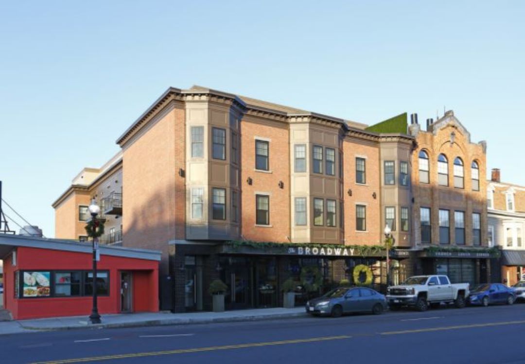 exterior building at 728 East Broadway