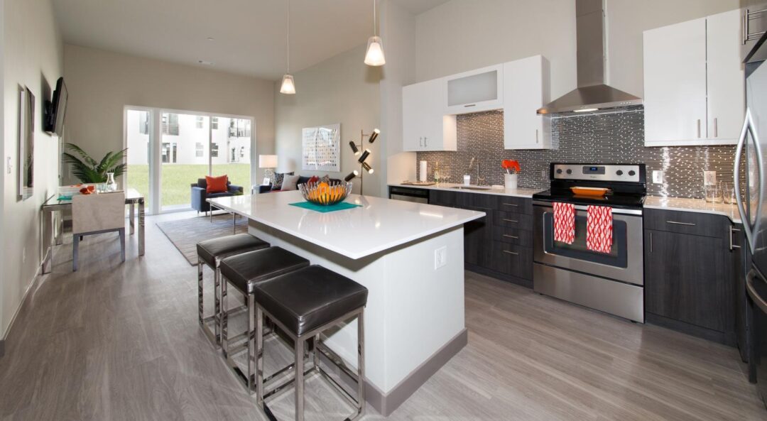 Tremont kitchen