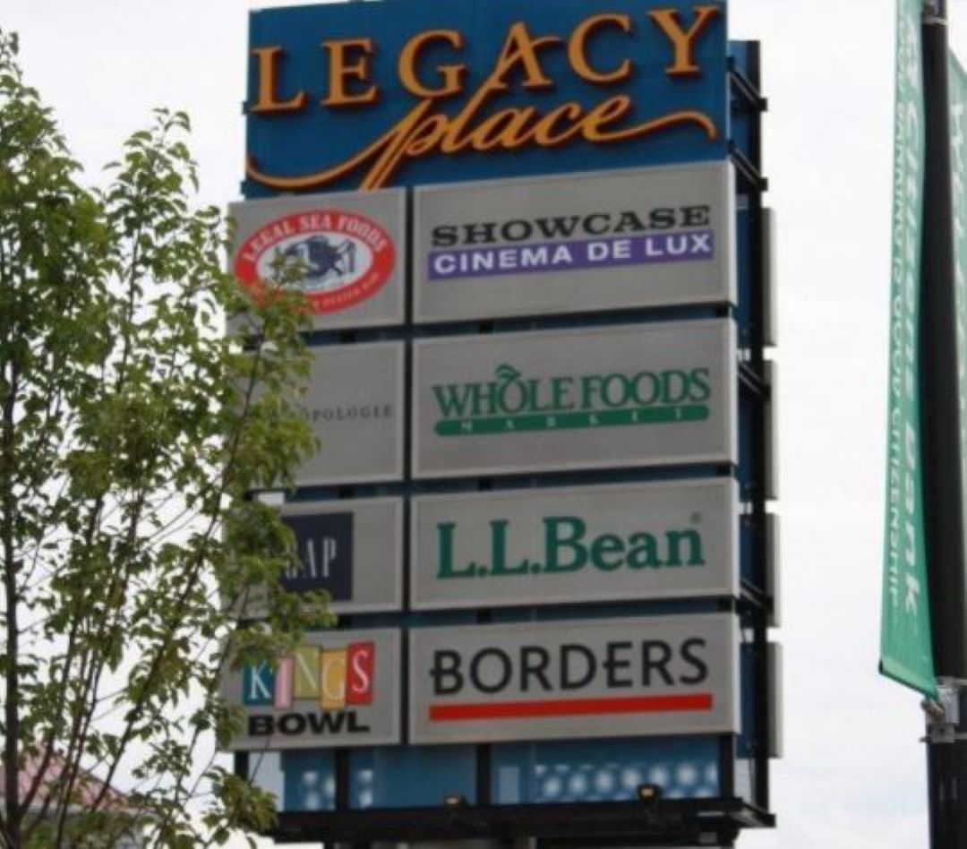 strip mall near at 32 Harris St.