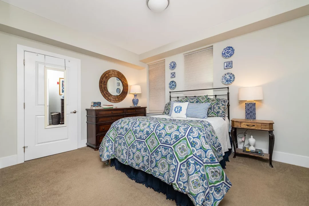 Bedroom with rugged floors