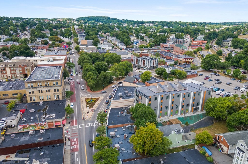 https://www.maloneyaffordable.com/wp-content/uploads/2022/10/11-Taft-Hill-Neighborhood.png