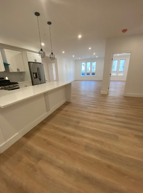 Open floor plan kitchen to living room