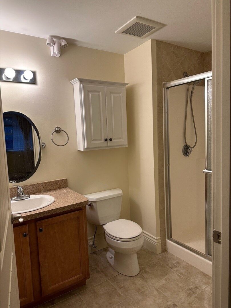 updated bathroom with title floor