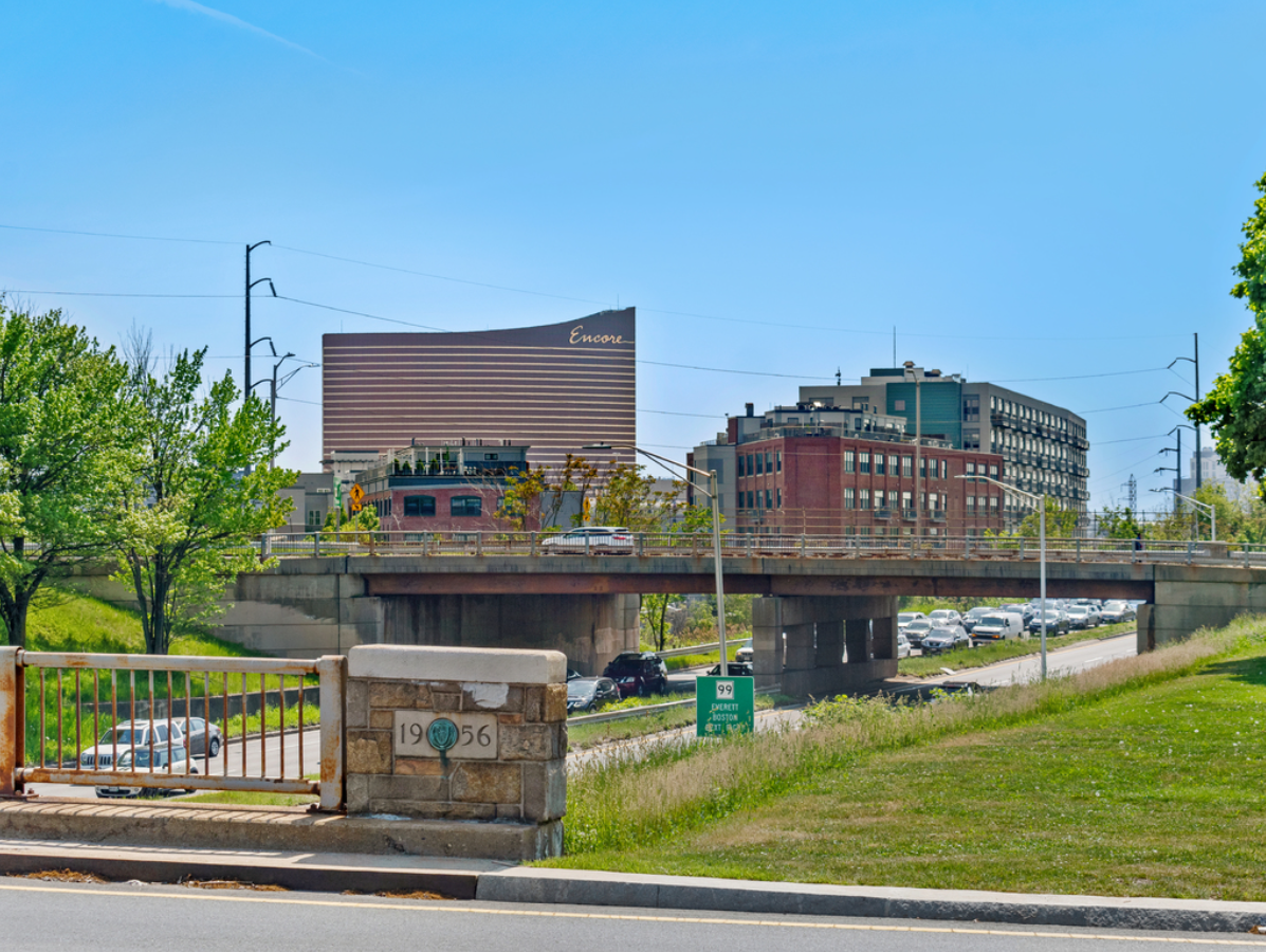https://www.maloneyaffordable.com/wp-content/uploads/2023/03/302-Broadway-Amenities.png