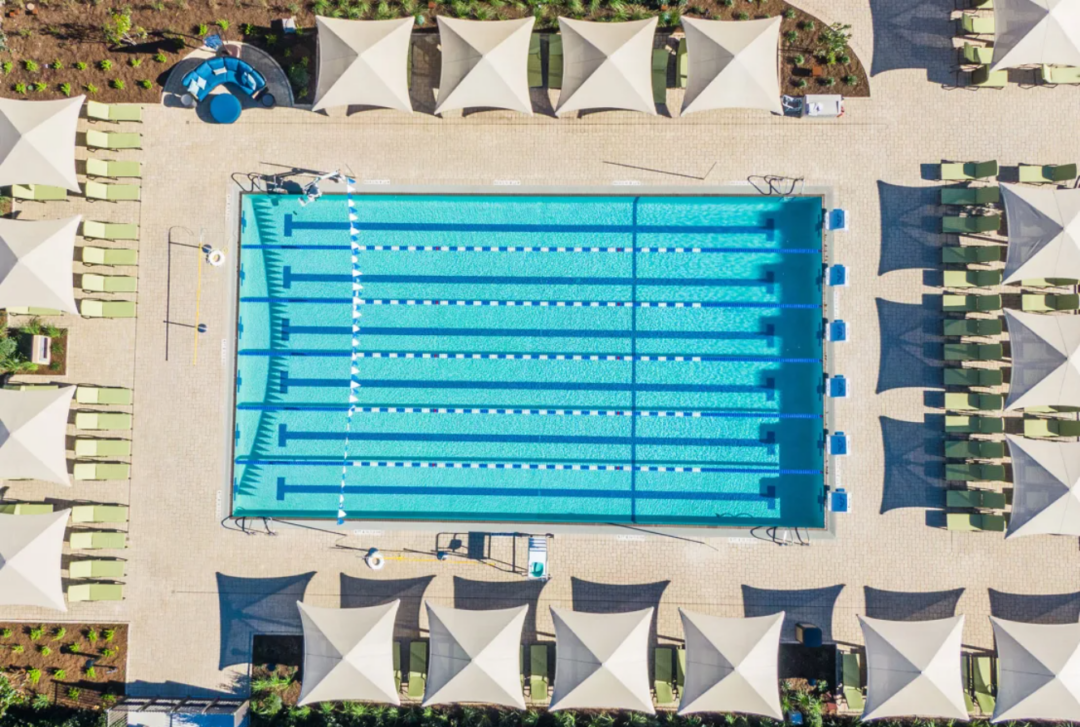 Outdoor Pool at LifeTime Living in Burlington