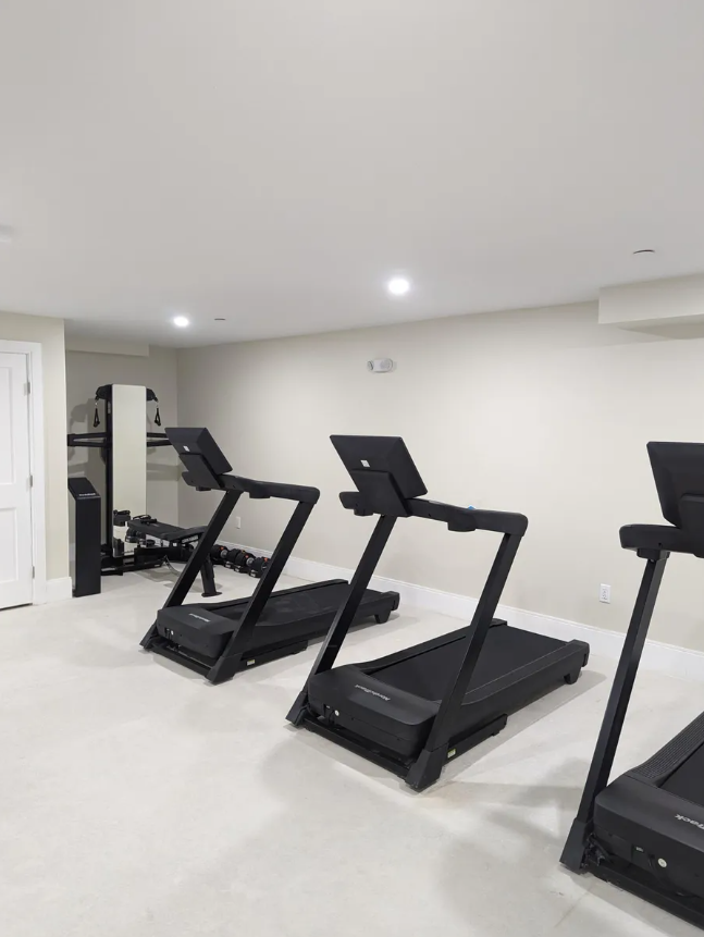 https://www.maloneyaffordable.com/wp-content/uploads/2024/11/366-Broadway-Fitness-Center.png