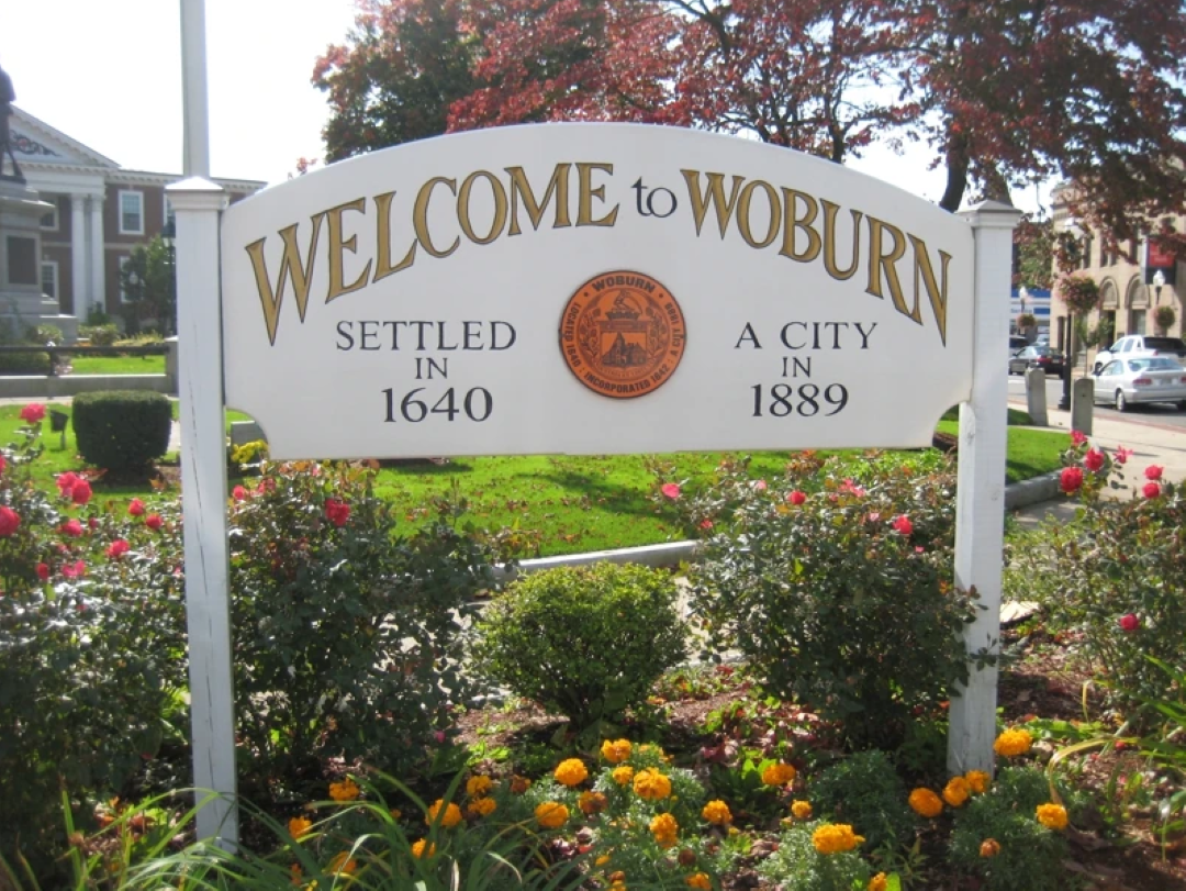 https://www.maloneyaffordable.com/wp-content/uploads/2025/07/Mill-Street-Apartments-Woburn-Sign.png