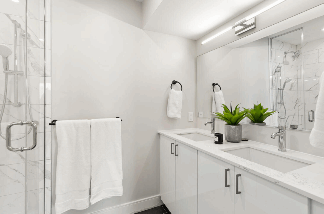 Bathroom of Peridot in Allston