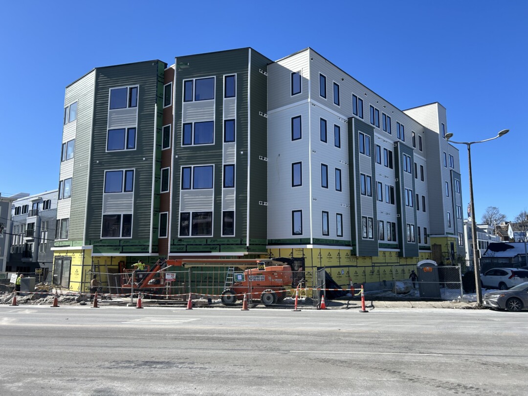 Street view construction of 1305 Hyde Park in Hyde Park