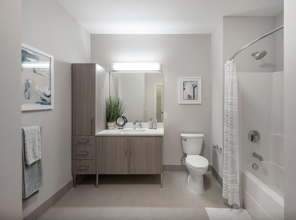 markettreet bathroom