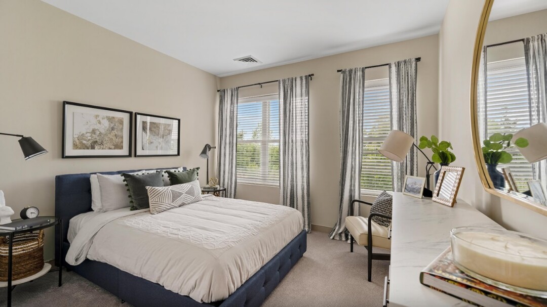 markettreet bedroom